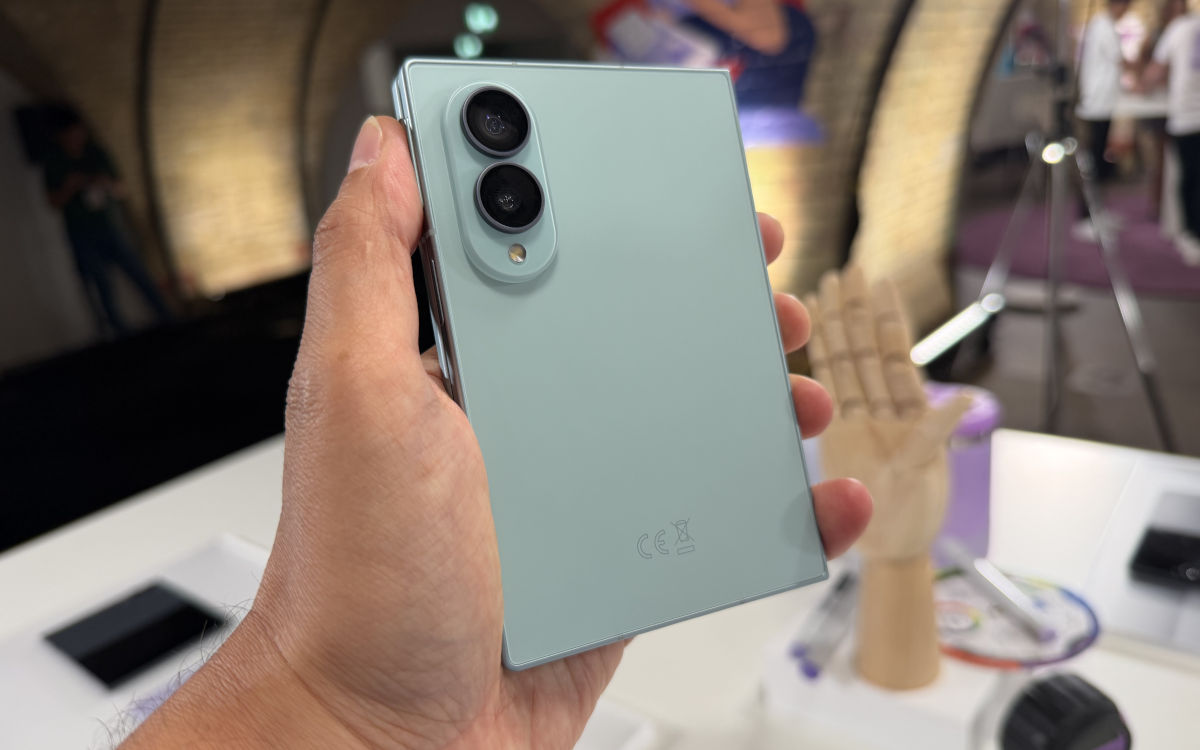 samsung galaxy z fold8