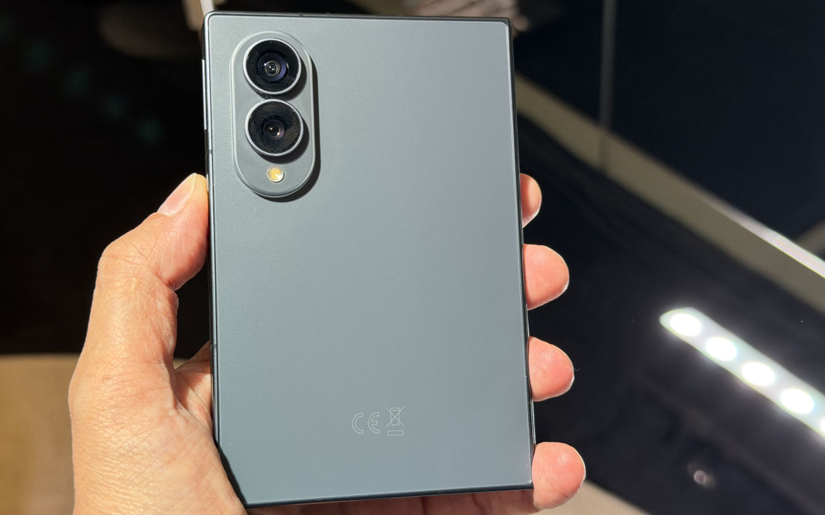 samsung galaxy z fold8