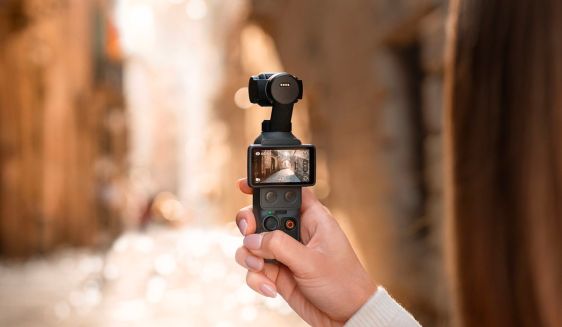 DJI Osmo Pocket 4