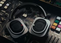 Nothing Headphone (1) Pro x Metropolis