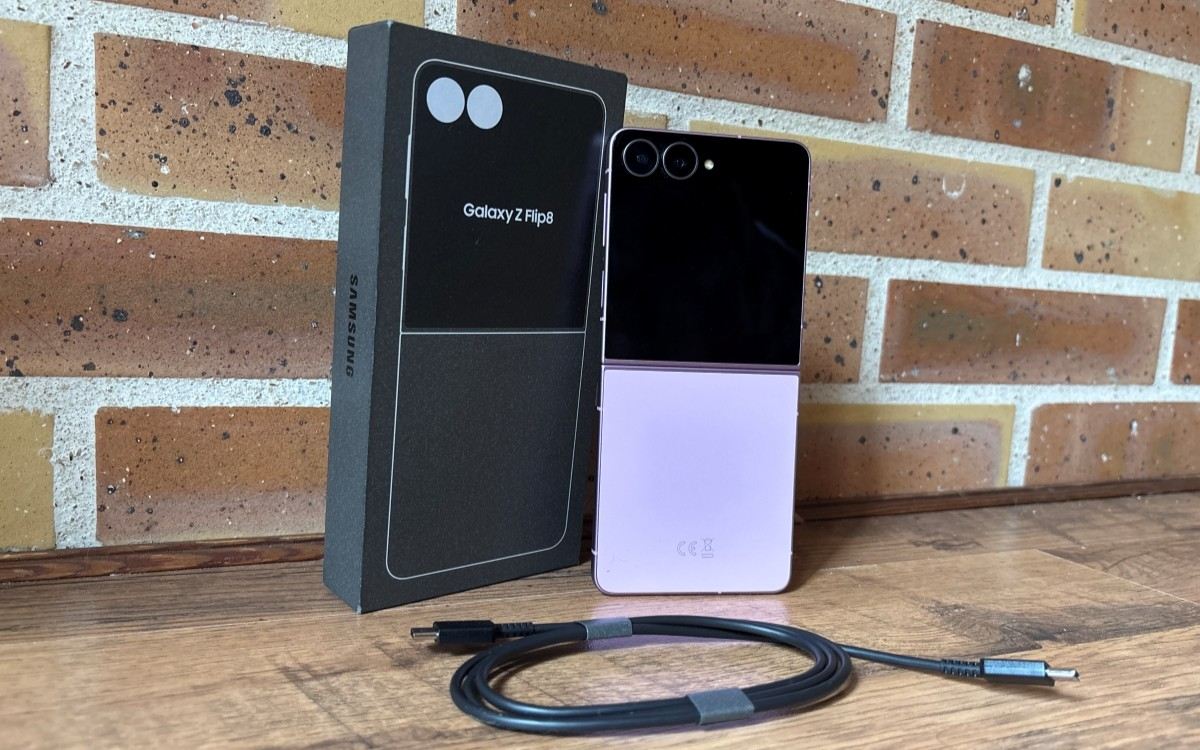 Test Samsung Galaxy Z Flip8 boîte