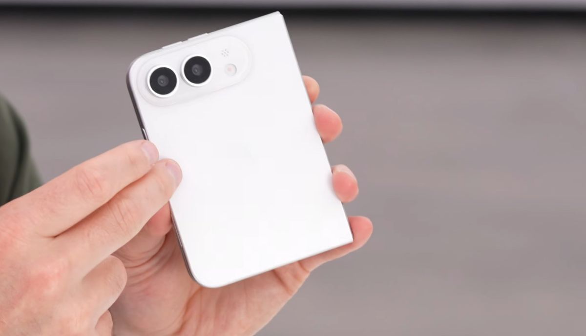 iPhone pliable