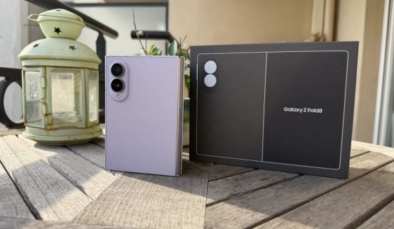 samsung galaxy z fold 8 test