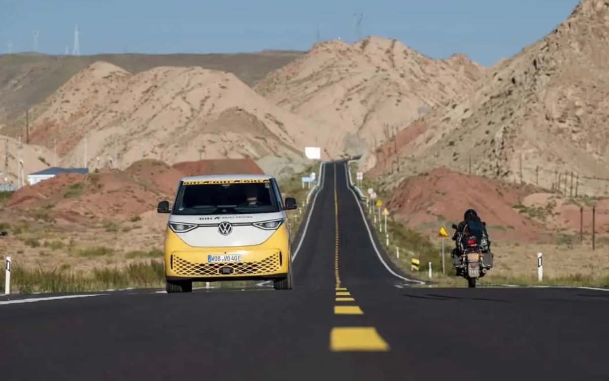Zambie, Chine, Chili… ce Volkswagen ID. Buzz a bouclé un tour du monde record sans la moindre panne tour monde id buzz