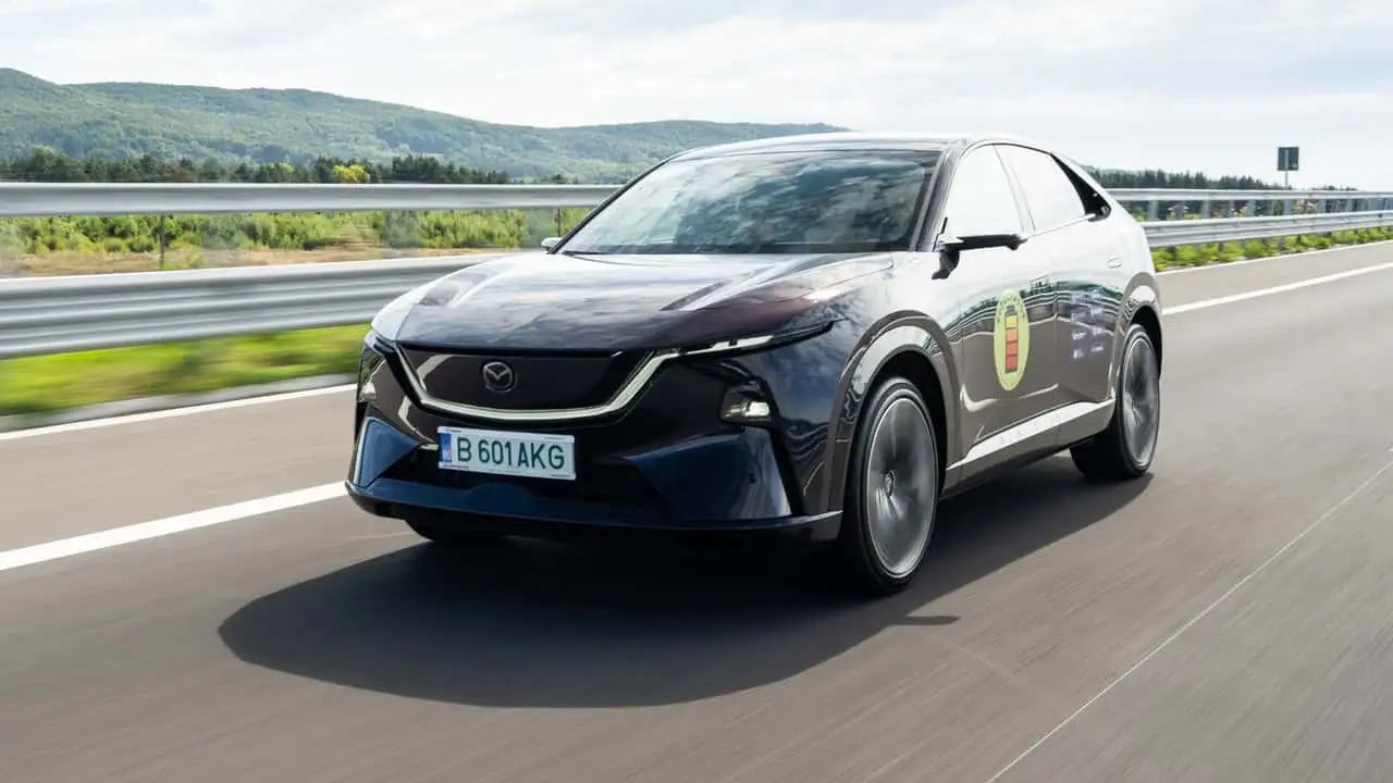 mazda cx-6e