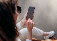 voyage smartphone.jpg
